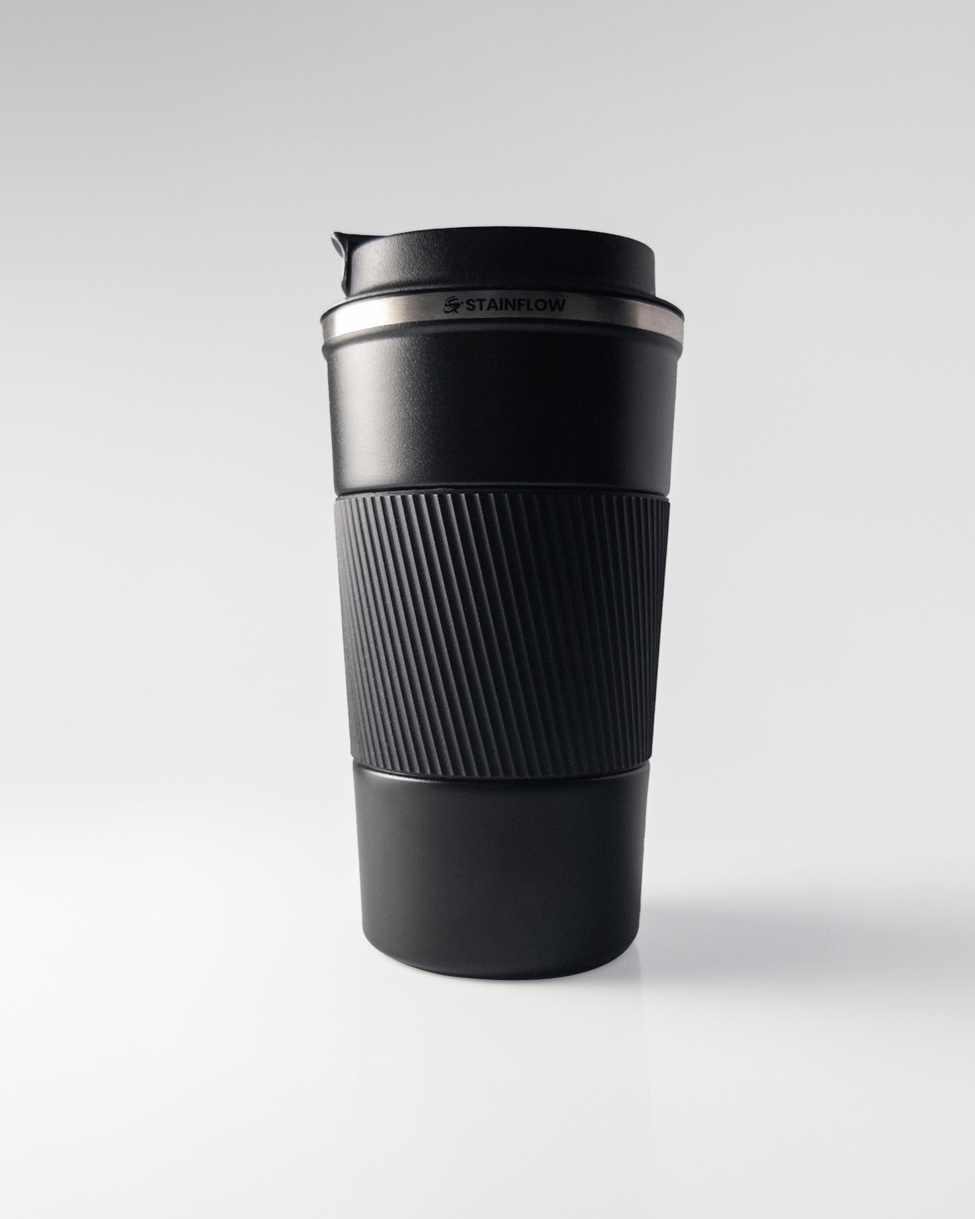 FLOW Coffee Cup in Schwarz