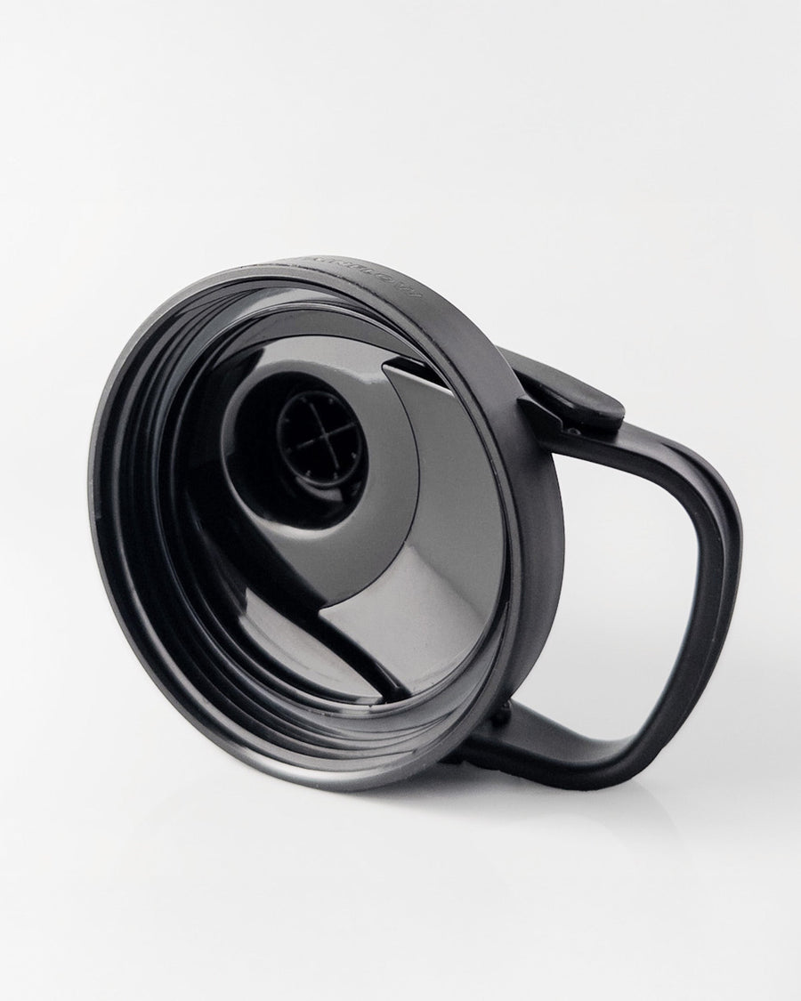 Stainflow FLOW Shaker personalisiert, handgefertigter Getränkeshaker aus Glas mit individuellem Design, ideal für Getränke zubereiten.