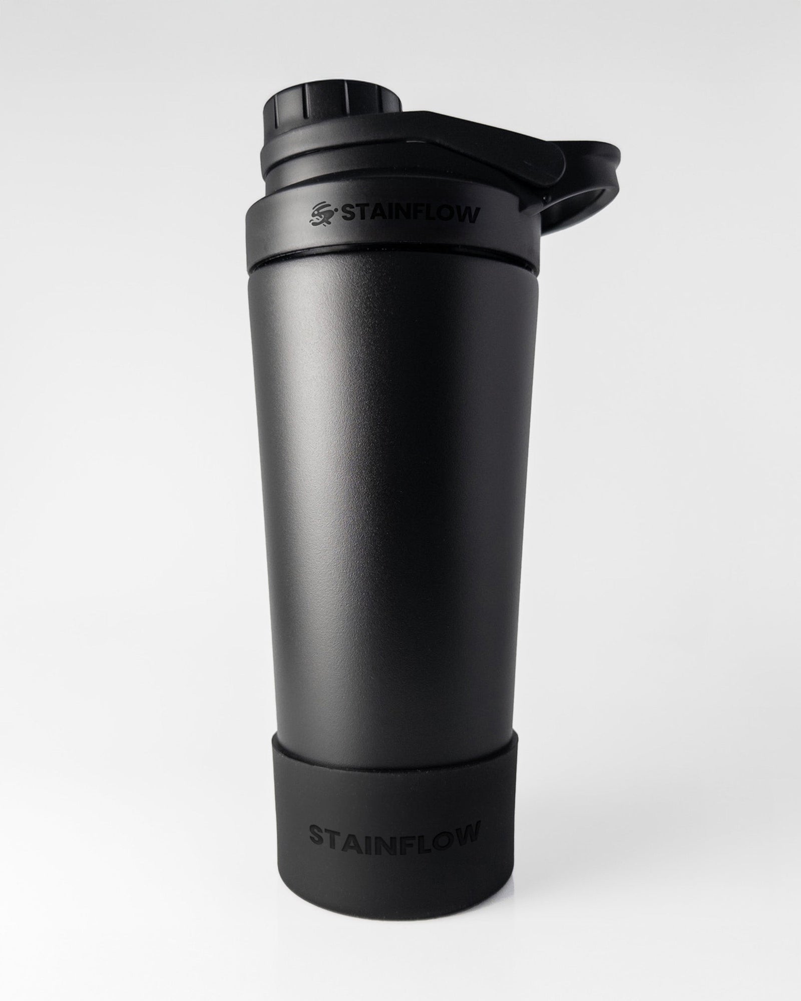 Schwarzner FLOW Shaker von Stainflow, elegantes Protein- und Fitness-Shaker für Sportgetränke und Mixgetränke.